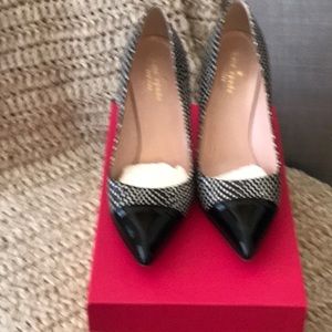 Kate Spade Black/White Snake pumps
